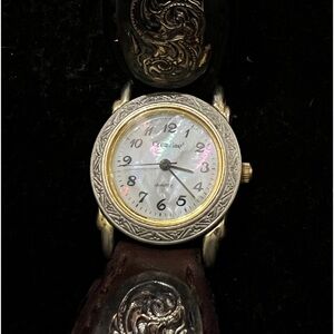 Crumrine vintage silver and leather watch